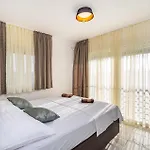 Gorgeous In With Wifi Holiday home *