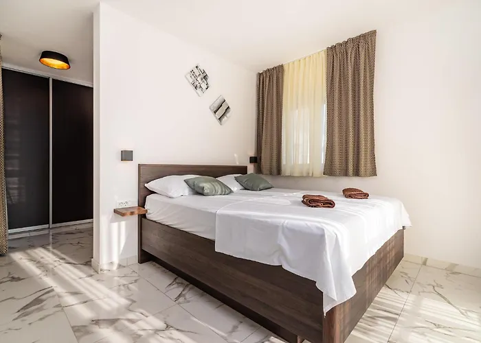 Gorgeous In With Wifi Bibinje